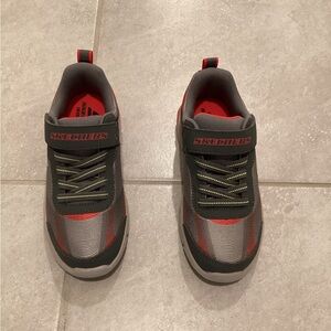 Skechers Kids' Gray and Red Sneakers with Green Accents